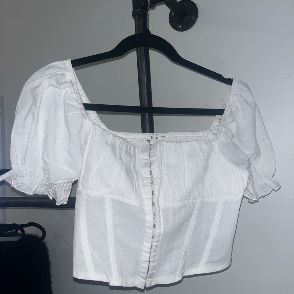 Puffy Sleeve Cropped Shirt